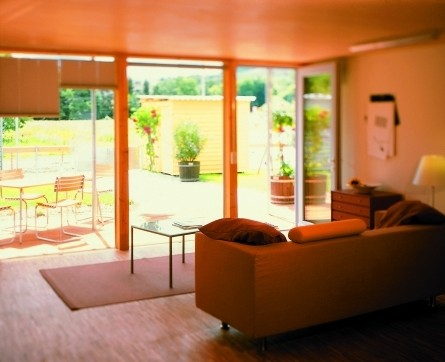 Foto: Innenansicht eines Zimmers der Freiburger Solarsiedlung. (Solarsiedlung GmbH)